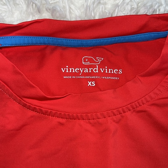 Vineyard vines synthetic tee shirt size XS - Picture 2 of 4